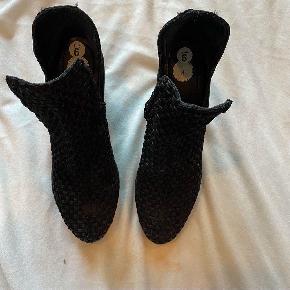 Journee Signature Womens Kevona Genuine‎ Leather Bootie nwt 9 - Picture 3 of 8